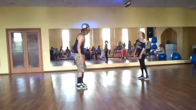 Батлы в Беляево. ХИП-ХОП. Ксения Любимова и Илья Толкачев. смотреть онлайн