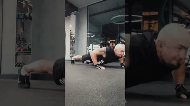 субботняя тренировка в Хард фитнес клуб, городе Актобе смотреть онлайн