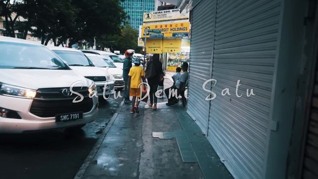 K-CLIQUE | PULANG - GNELLO, SOMEAN & MK K-CLIQUE Feat. AJ (OFFICIAL LYRIC VIDEO)