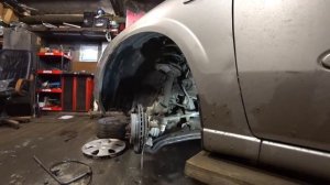 Nissan Almera Classic  замена переднего датчика ABS