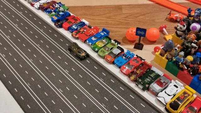 Hot Wheels Races- SUPER OFF ROAD Scoring Rules - New Racing Idea!! смотреть онлайн