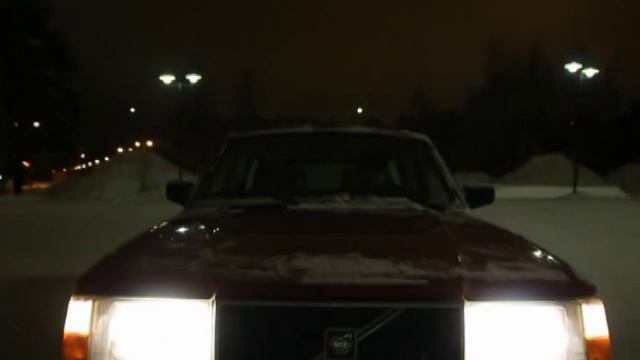 Volvo 240 GL mainosfilmi смотреть онлайн