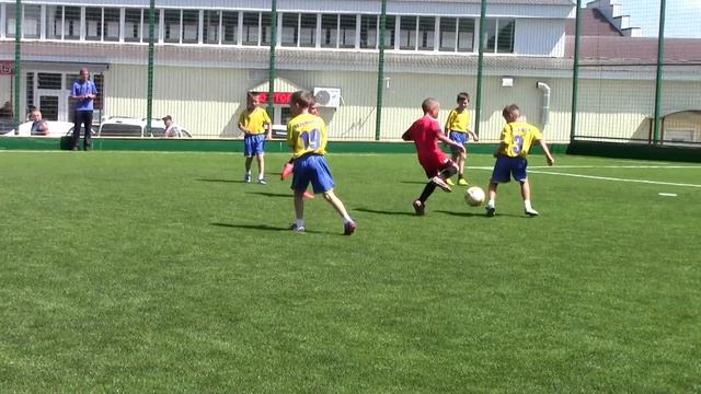 Летний Кубок Динамчиков-2017. 1/4 финала. ДЮСШ по футболу (Ставрополь) - Энергия (Казьминское) смотреть онлайн