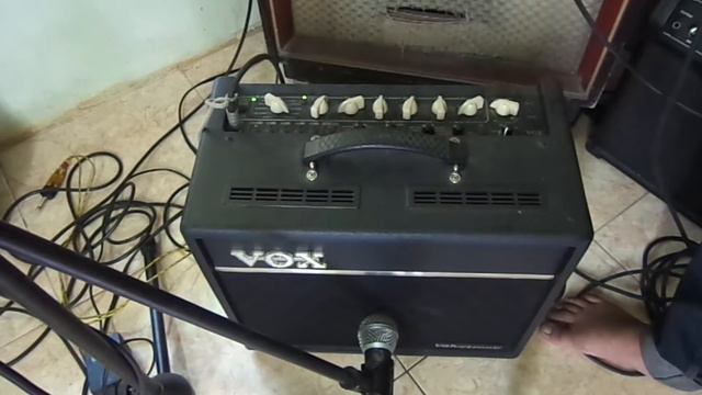 VOX Valvetronix vt40+ amp review смотреть онлайн