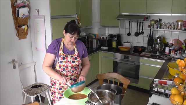 Салат для папы. Маринкины творинки смотреть онлайн