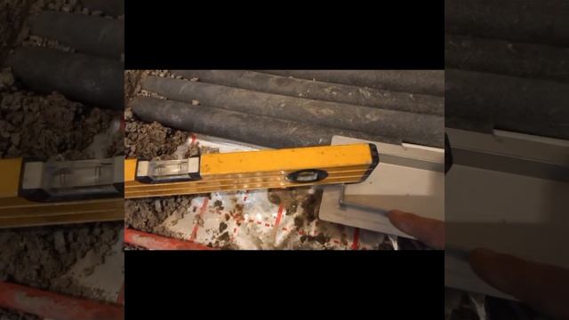 Седёлка 90 на 2 дюйма для фановой трубы на инсталяции. смотреть онлайн