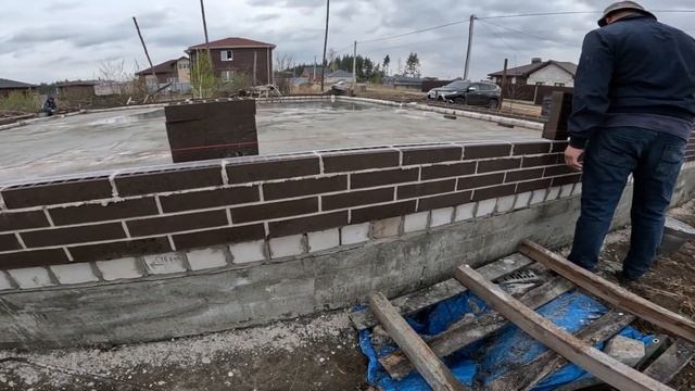 Кирпичная кладка с белым швом. Раствор для белого шва. смотреть онлайн