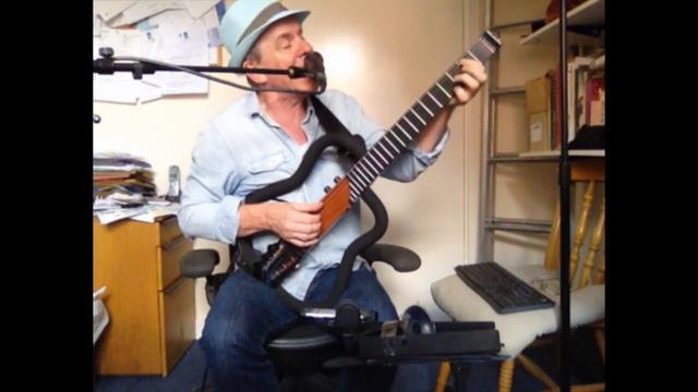 Black Cow - Paul Rumbol (solo with Roland GR55 guitar Synth) смотреть онлайн