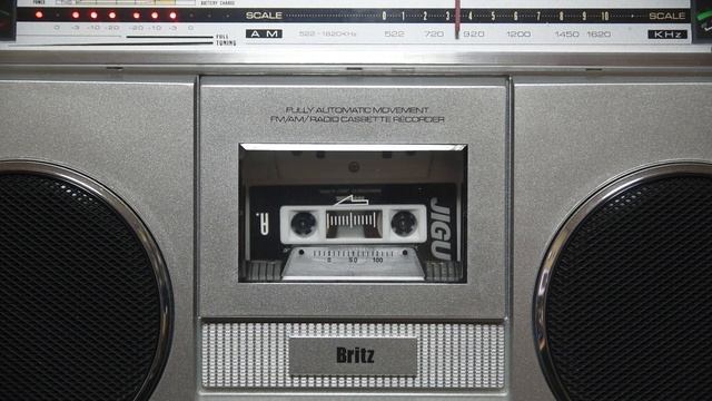 성진우 - 슬픈 시선 ( 카세트테이프 ) смотреть онлайн