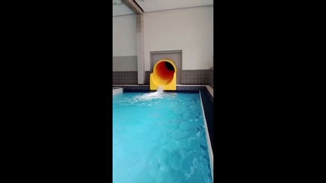 Поездка в бассейн?#рекомендации #семейныйотдых #бассейн #джакузи #сауна #хорошеенастроение #рек #? смотреть онлайн