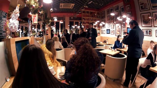Колядування в еспресо барі "Чашка"/Caroling in espresso bar "Chashka" смотреть онлайн