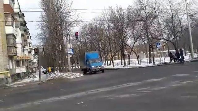 Прогулка по улицам города: Ильича, Антипова, Челюскинцев города Донецка 2022??? смотреть онлайн