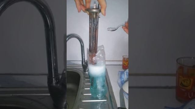 Бойлер не включается, как проверить термостат, бойлер плохо греет воду, очистка тена от накипи смотреть онлайн