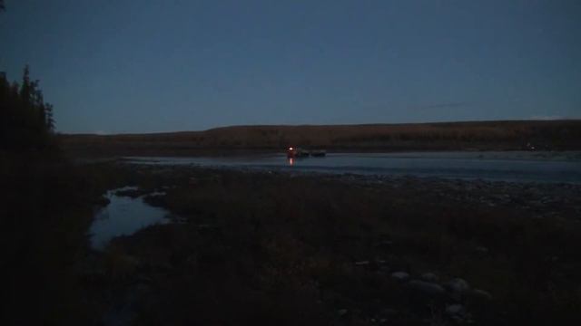Продолжение переправы через реку Кожим стемнело смотреть онлайн