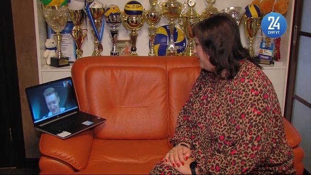 Сургутский волейболист вернулся в Россию из Токио смотреть онлайн