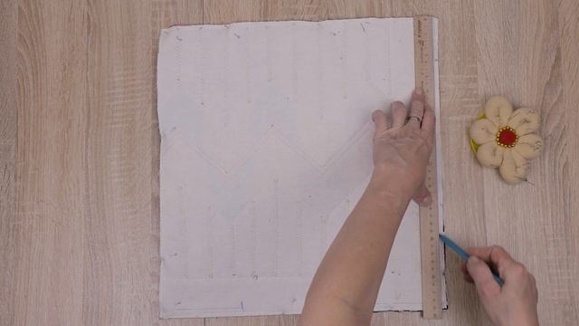 Несложно и невероятно красиво! Потрясающая идея новой подушки своими руками/Пэчворк смотреть онлайн