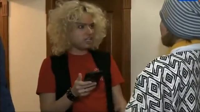Гоген Солнцев не пускает жену в квартиру и выкинул ее вещи и плюнул смотреть онлайн