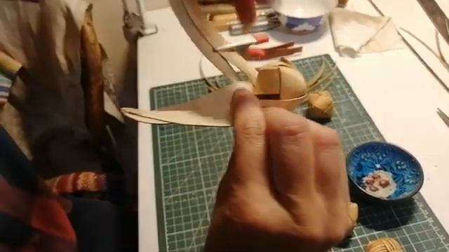 Делаем плетёный кубик из бересты. Часть 1-я. смотреть онлайн