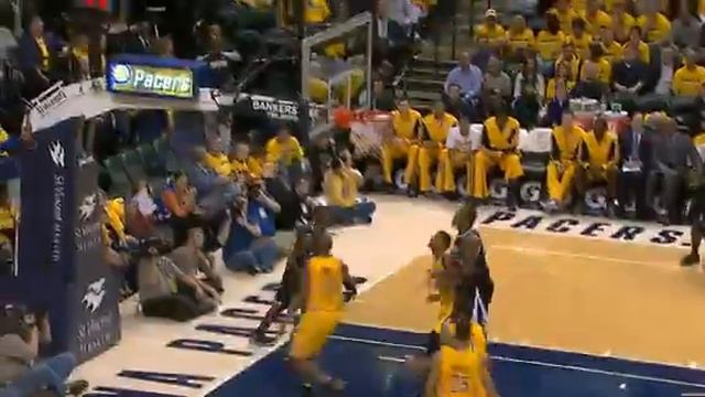 Tyreke Evans with the spin vs Indiana Pacers смотреть онлайн