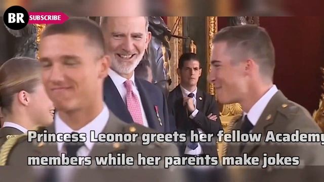 Princess Leonor handshake greets with academy classmates while her parents make jokes |national day смотреть онлайн