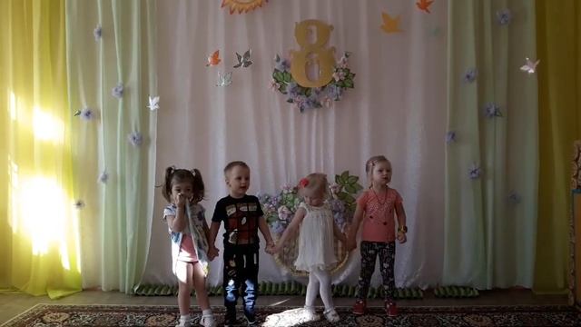 Сергей Тетерин «Мамины помощники» смотреть онлайн