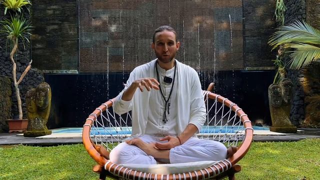 ТАЙНА СЕМЕЙНОГО счастье и любви | Отношения с носителем знаний 5 традиций смотреть онлайн