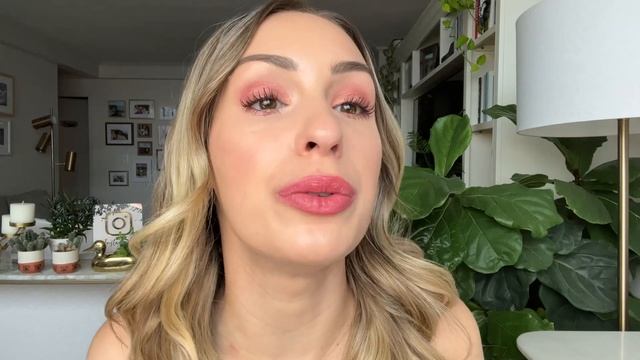 CLE DE PEAU HOLIDAY 2023 ?♀️✨ Prettiest Collection of ALL TIME?? | REVIEW & SWATCHES смотреть онлайн