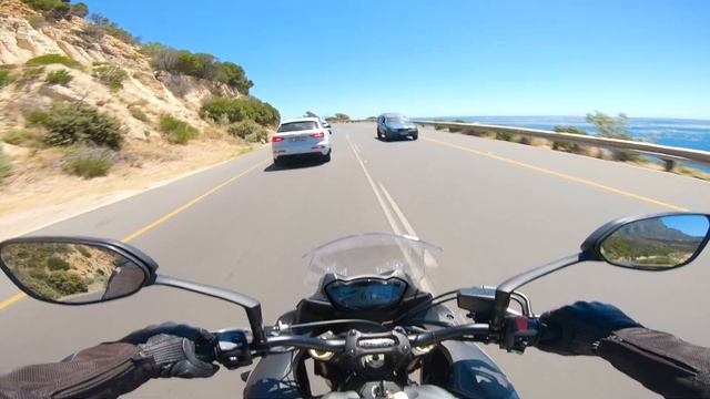 Suzuki GSX F Test Ride and Thoughts смотреть онлайн