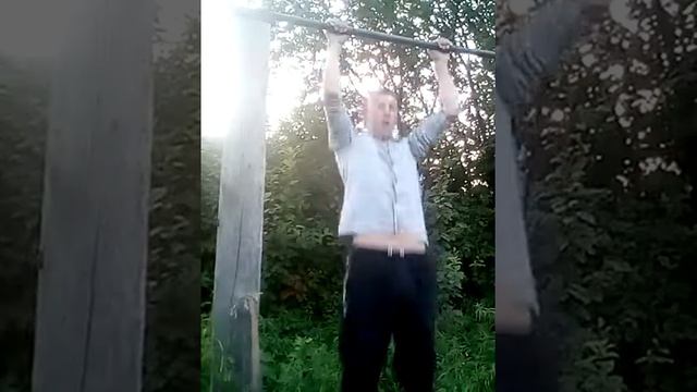 Подтягивания на турнике + битбокс смотреть онлайн