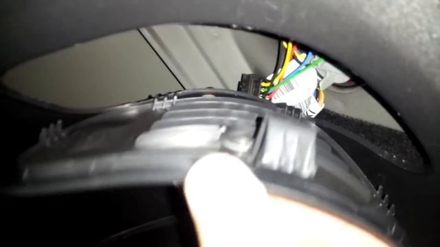 LADA GRANTA FL Снимаем крышку задних фонарей ЛИФТБЕК