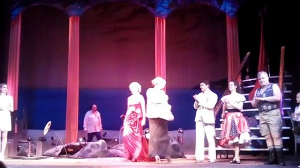 Дали и испанская королева из Казани