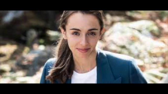 Lea Desandre; 