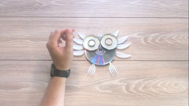 Idea for the garden: "DIY" owl from old CD! смотреть онлайн