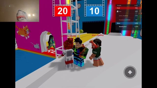 SB Movie: Shark Puppet plays Roblox Hole in the Wall! смотреть онлайн