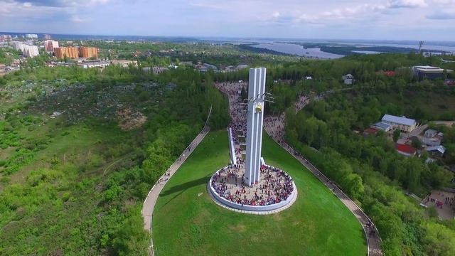 Аэросъемка. г. Саратов. Парк Победы. 9 мая смотреть онлайн