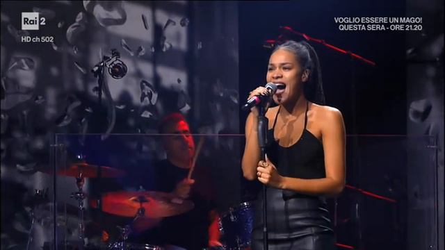 Frances Natural Woman - Alex Britti e Nicola Pietrangeli смотреть онлайн