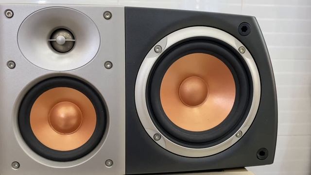 Đã bán-JBL S-Center cao cấp USA 4 loa 150w,tiếng cực hay làm trợ lời karaoke,trung tâm.LH 083456385 смотреть онлайн