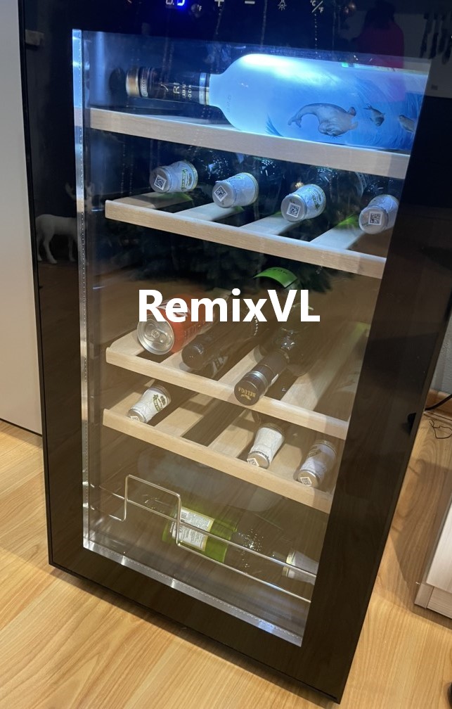 Магазин RemixVL: Видео обзор винный шкаф для вина, холодильник, 70 литров смотреть онлайн