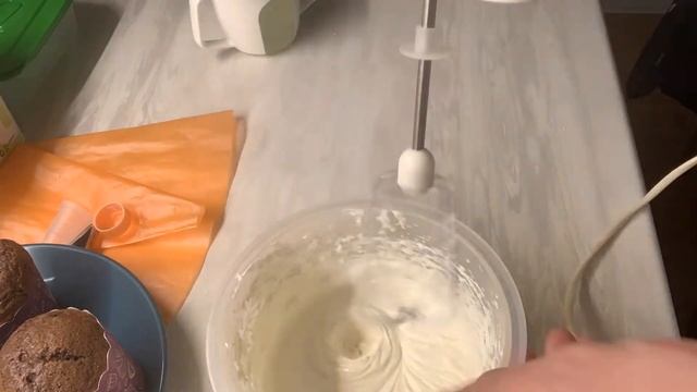 Мои вкусные новогодние находки/Рецепт капкейков и кремчиза/Новая посуда ИКЕА смотреть онлайн