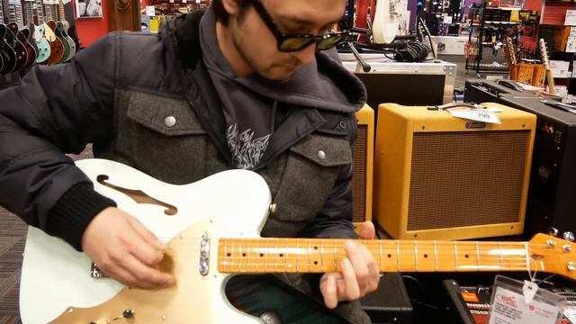 Squier Classic Vibe 60s Telecaster Thinline Maple Fingerboard (Sonic Blue) смотреть онлайн