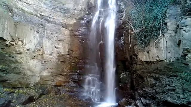 Водопад заставка - прикольное видео смотреть онлайн