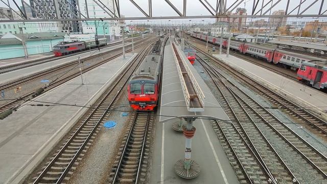 Электропоезд ЭД4М-0351 сообщением Новосибирск-Главный - Коченёво