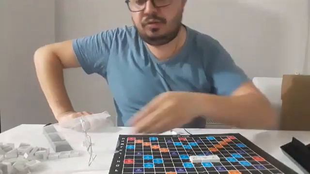 KAWKABA- LOOK LOOK JUNIOR- SCRABBLE - KELİMELİK OYUNU смотреть онлайн