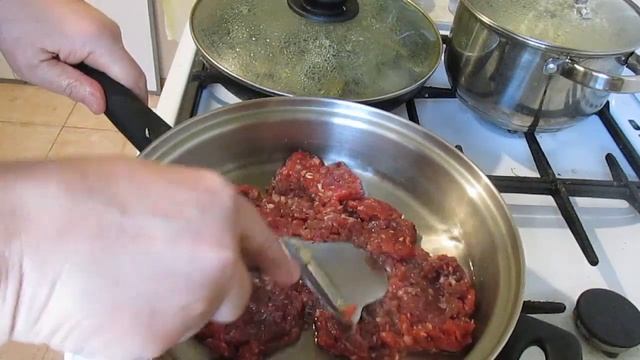 ПРОСТОЙ И ВКУСНЫЙ ОБЕД! МАКАРОНЫ С ФАРШЕМ И ГРИБАМИ! смотреть онлайн