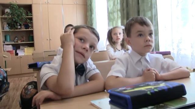 Первый раз, в первый класс! смотреть онлайн