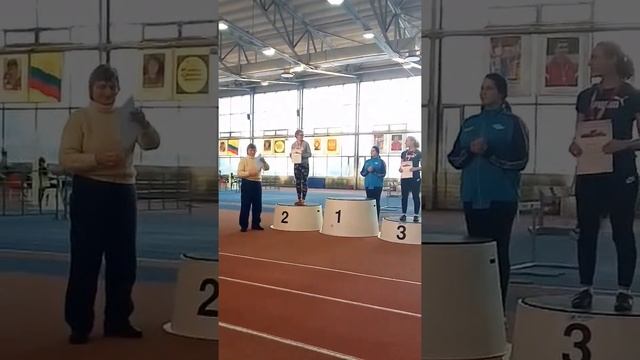 Вручение медалей призёрам Первенства Москвы 16.02.2017г. в метании диска девушки до 18 лет смотреть онлайн