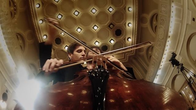 2CELLOS on 1 cello! Every Teardrop Is a Waterfall - Coldplay смотреть онлайн