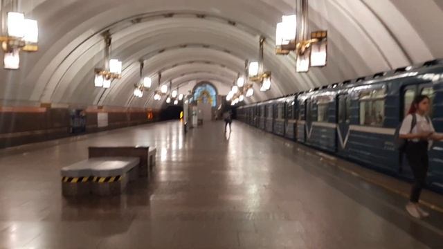 Ride in St.Petersburg - Ligovsky Prospekt metro station (метро Лиговский проспект, Санкт-Петербург) смотреть онлайн