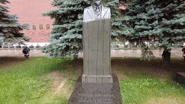 Мавзолей Ленина и место, где похоронены все известные личности России и СССР! смотреть онлайн