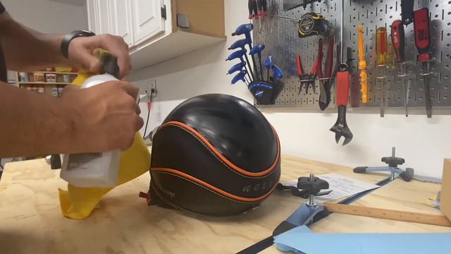 How to clean a sticky rubber part or helmet смотреть онлайн